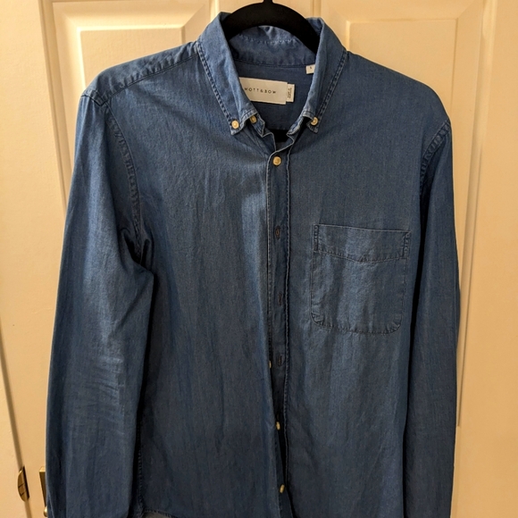 Mott and Bow chambray blue men's casual button up shirt - Picture 1 of 3